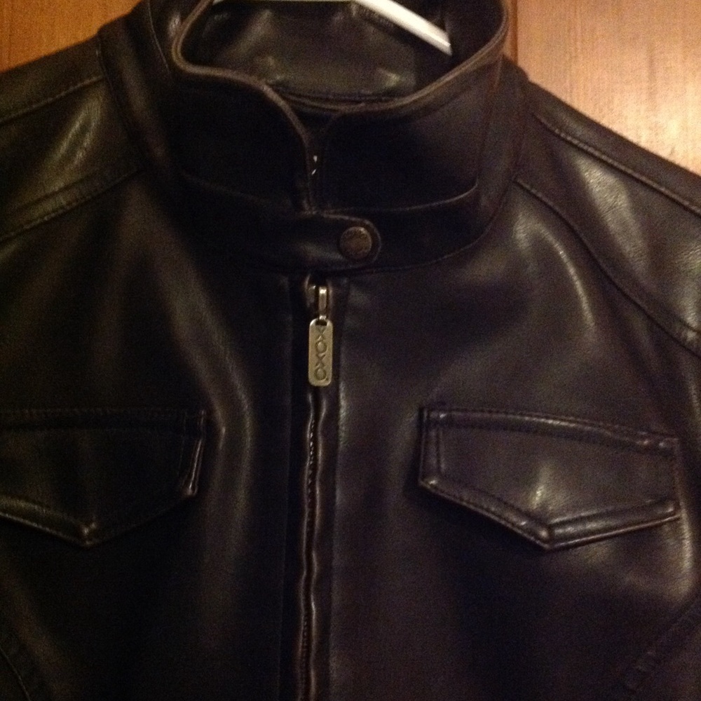 Faux leather jacket - Picture 2 of 8
